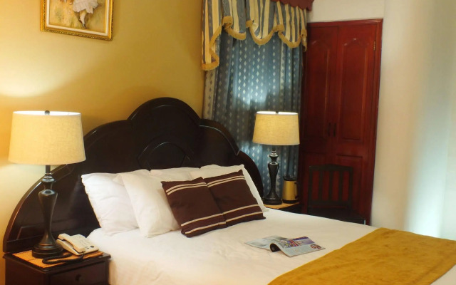 Hotel Puerta del Sol