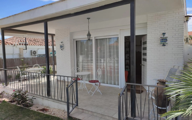 Exclusivo Chalet a Pie de Costa