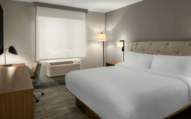 Four Points by Sheraton Downtown Seattle Center