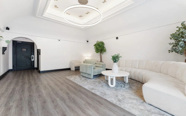 Bay Ridge ApartHotel