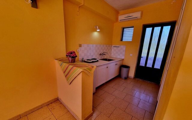 Agios Sostis Apartments
