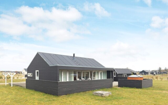 8 Person Holiday Home in Brovst-by Traum