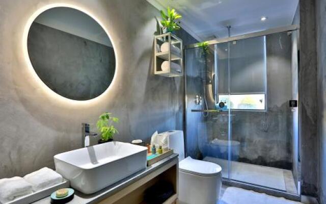 Yiwu Zhixuan Flower Hotel