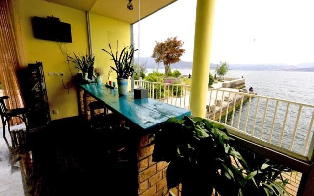 Dali Harbour Plaza Holiday Inn