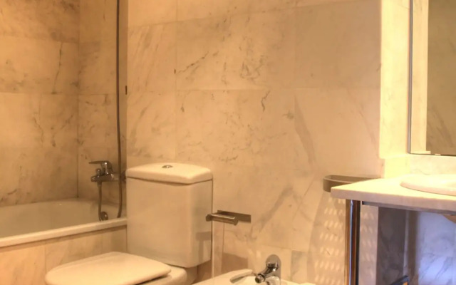 Suitur Barcelona  Olympic