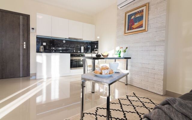 Koroni Home Aparthotel