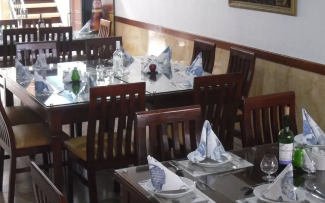 Hotel Quinta Paredes Inn