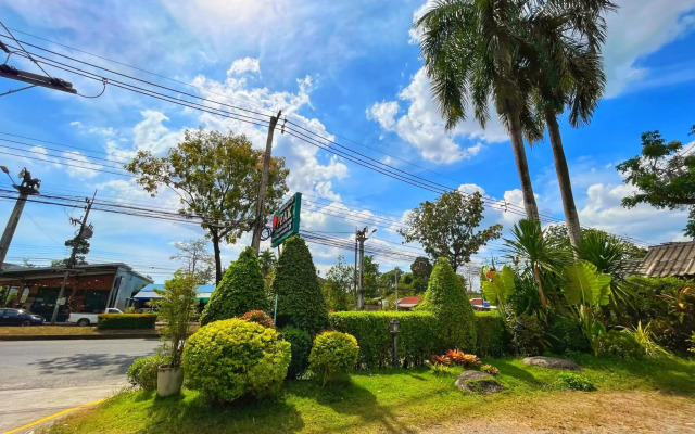 Peak Boutique City Hotel