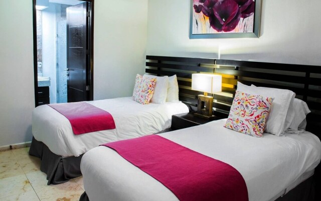 El Faro 205 Reef 2 Bedroom