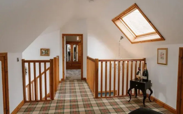 Luxury Langtoft Stud - Sleeps 10