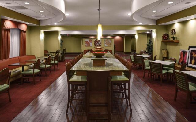 Hampton Inn Petersburg-Southpark Mall