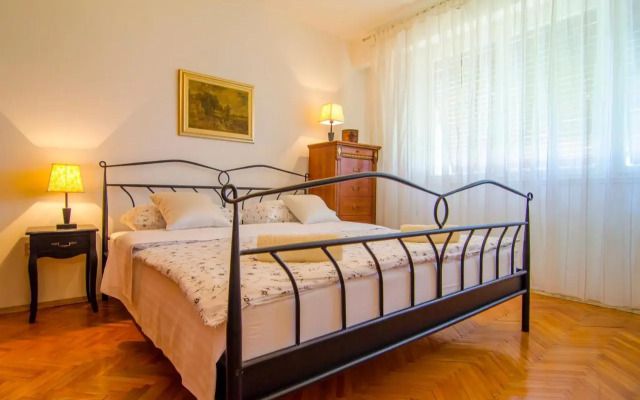 Turkish Tower Apartment