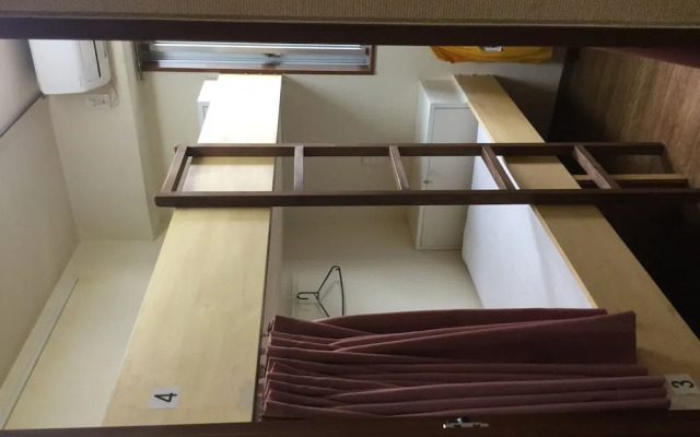 Yamate Rest House - Hostel, Caters to Men