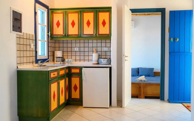 Cycladic Bliss - Uncovering Paros Seaview Gem