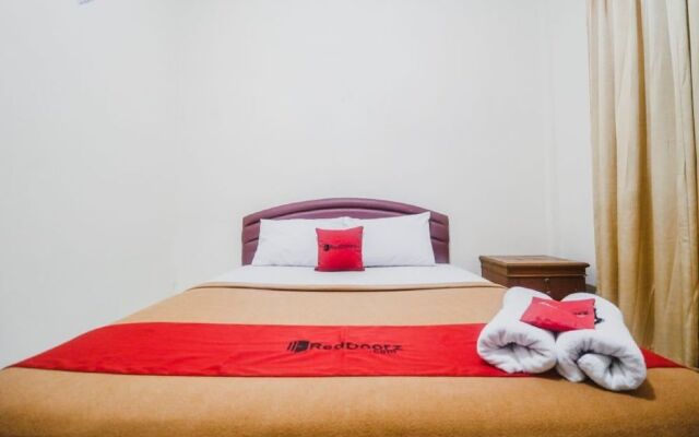 RedDoorz near Lokasari Mangga Besar 7