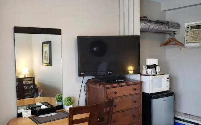 Lakeview Motel
