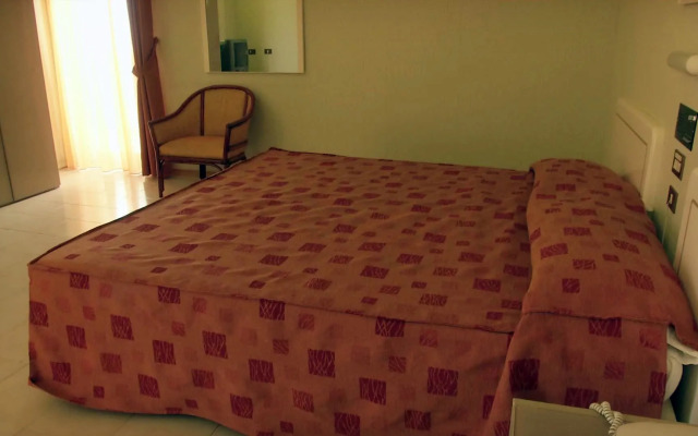 Paradise Beach Resort