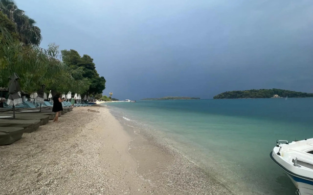 Eva Beach