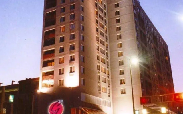 Garfield Suites Hotel