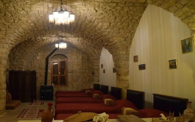 Boustany Guest House - Hostel