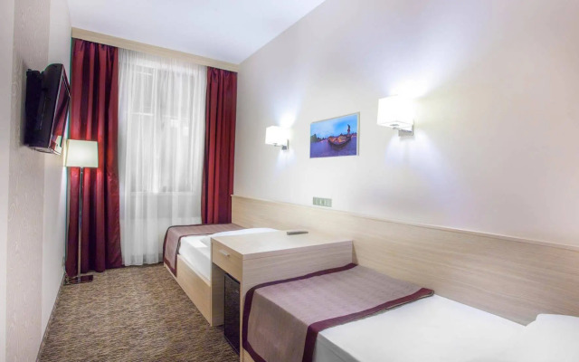 Hotel Voyage