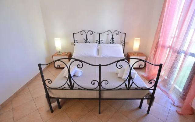 Izzhome Crispi