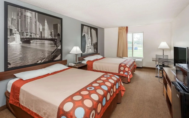 Super 8 by Wyndham Pekin/Peoria Area