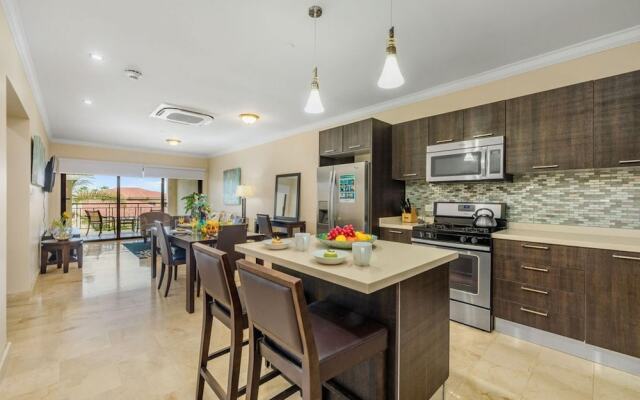 Amazing 2BR 2BA Condo Great Location w Pool GYM
