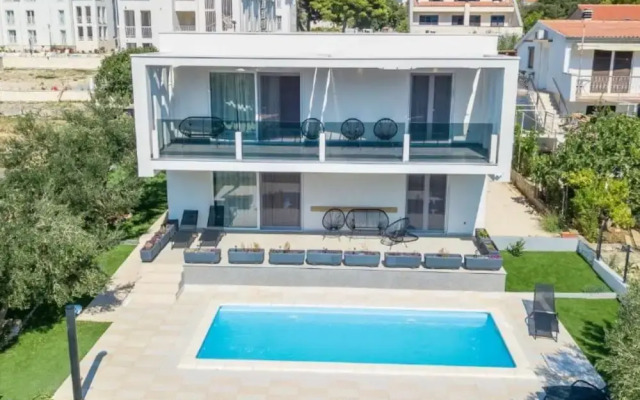 Exclusive Retreat With Private Pool in Novalja