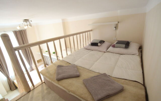 Rainbow Apartments 2