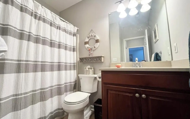 Sandy Bottom Circle 6202