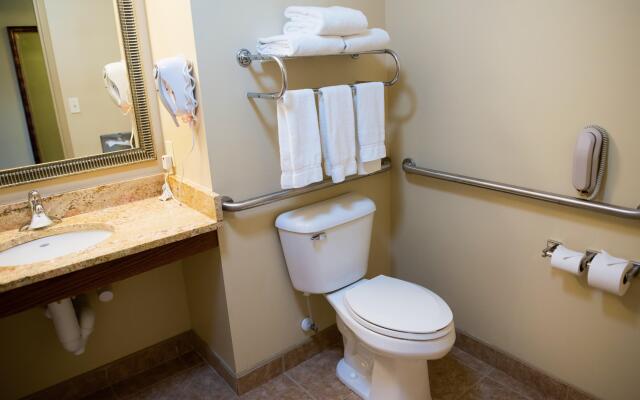 Holiday Inn Express Devils Lake by IHG