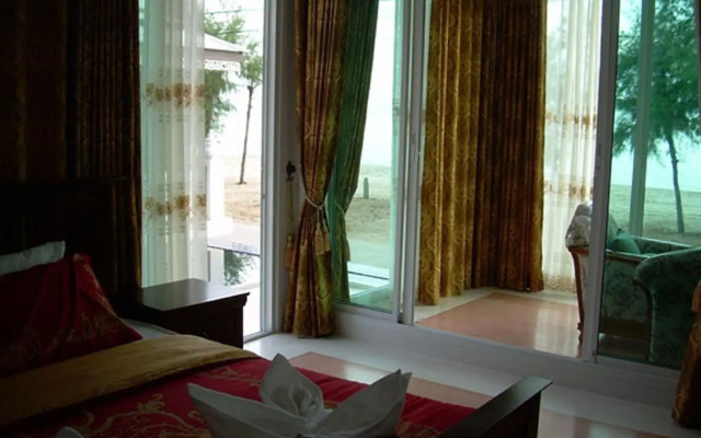 Samroiyod Beach Resort