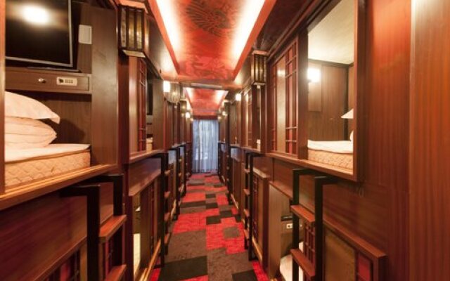 Centurion Hotel Residential Cabin Tower