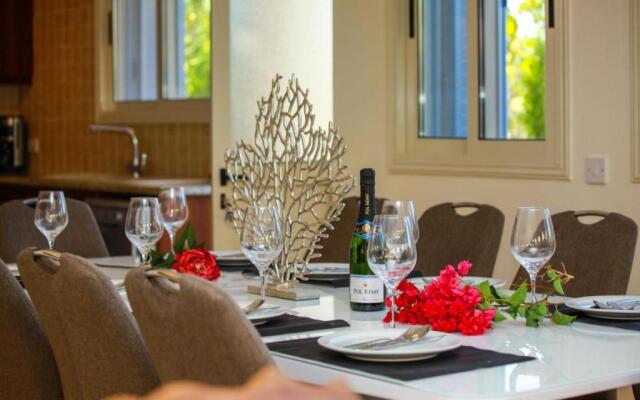 Theos Club Villas 3