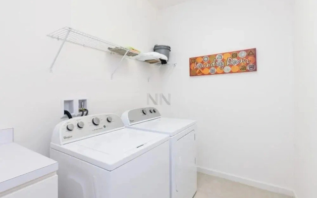 6 Bedroom Holiday Rental(6Sts43Ac48)