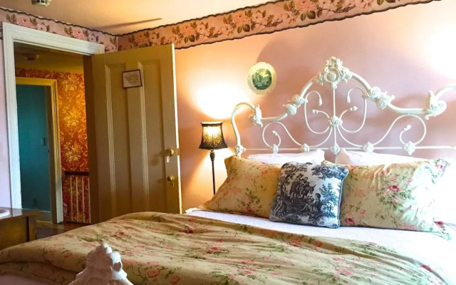 Annie Wiggins Guest House