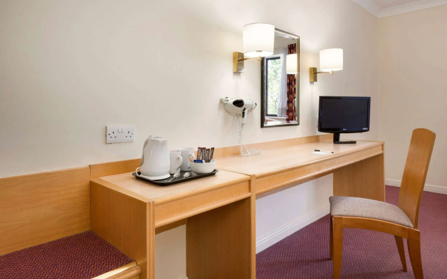 Days Inn by Wyndham Southampton Rownhams