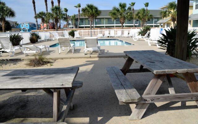 17 Royal Palms - Three Bedroom Home