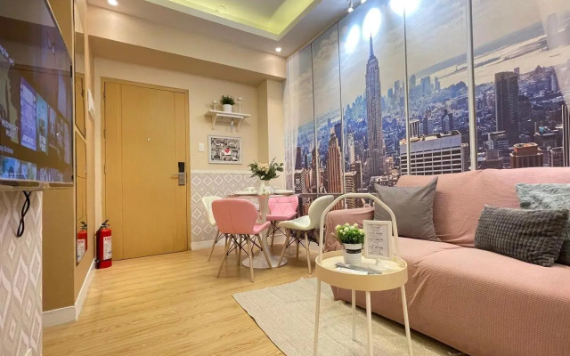SMDC Trees Residences Tower 1 - 2BR Newly Renovated Staycation