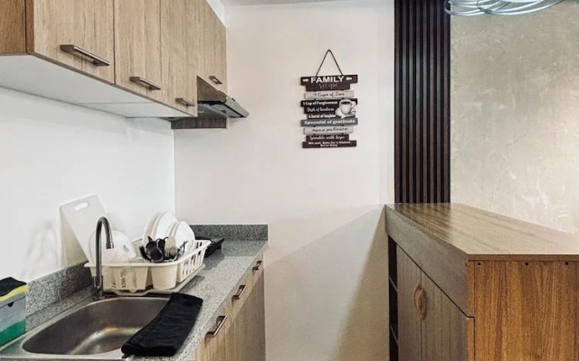 A Smooth & Cozy City Loft