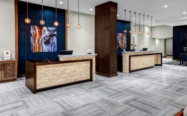 DoubleTree by Hilton Hotel Arlington DFW South