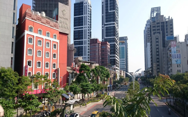 MRT Hotel