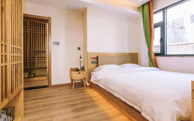 Floral Hotel Dali Fanyin Shiguang