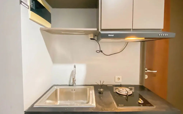 Simply Look And Best Deal 2BR at Pollux Chadstone Apartment