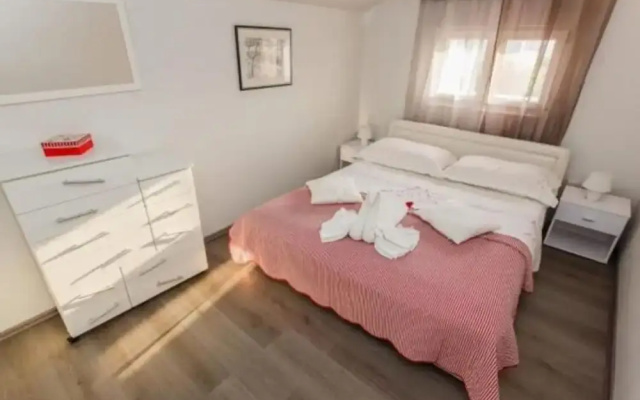 Apartments Roda - Comfort One Bedroom Apartment With Terrace -