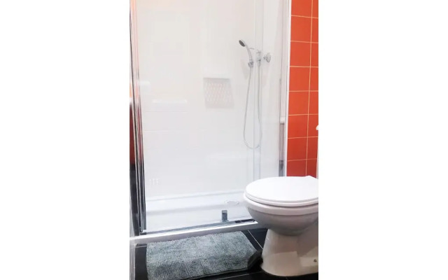 O2 Hostel