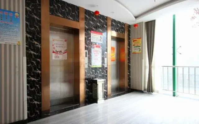 Xianyang Yifan Manju Hotel
