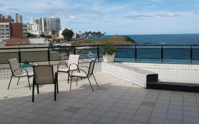 Flat na Avenida Oceanica