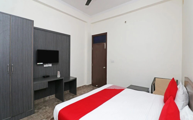 Oyo 26611 Anand Mangal Hotel